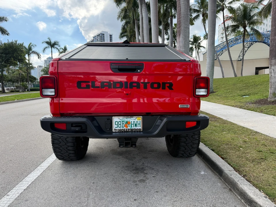 2022 Jeep JT Gladiator - Image 19 of 21