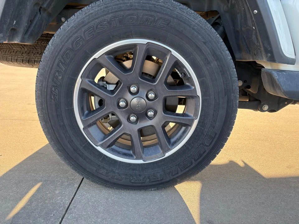 2022 Jeep JT Gladiator - Image 9 of 20