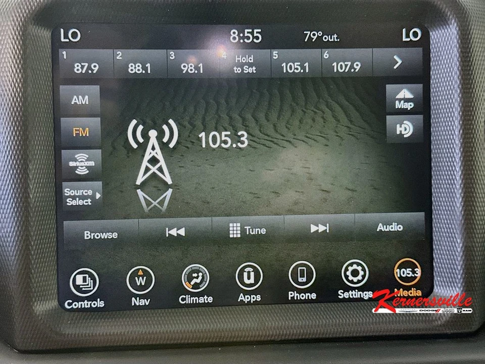 2022 Jeep JT Gladiator - Image 17 of 24