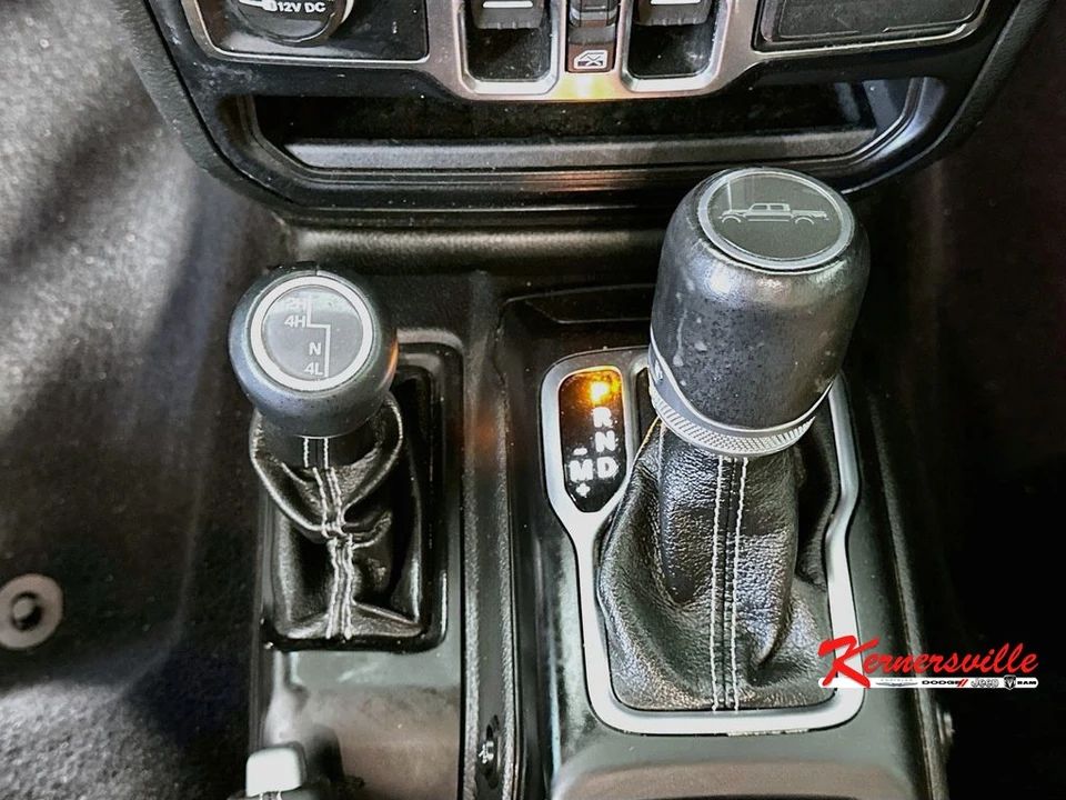 2022 Jeep JT Gladiator - Image 16 of 24