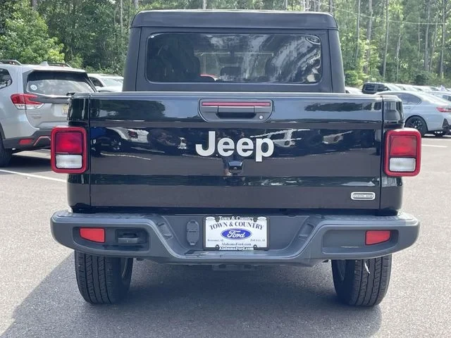 2022 Jeep JT Gladiator - Image 8 of 19