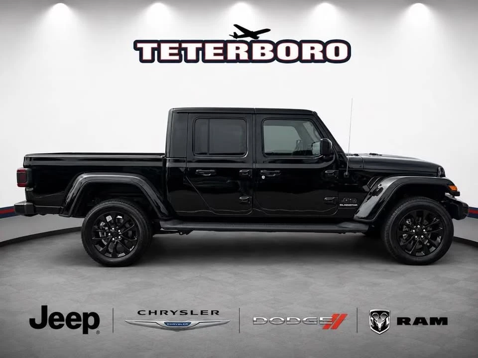 2022 Jeep JT Gladiator - Image 6 of 15