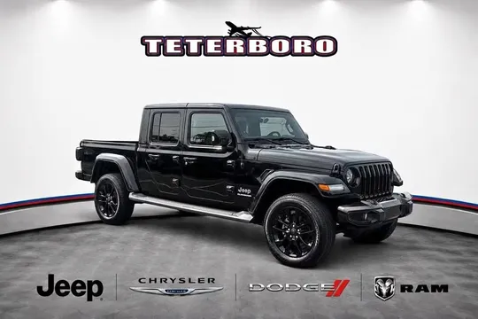 2022 Jeep Gladiator Overland