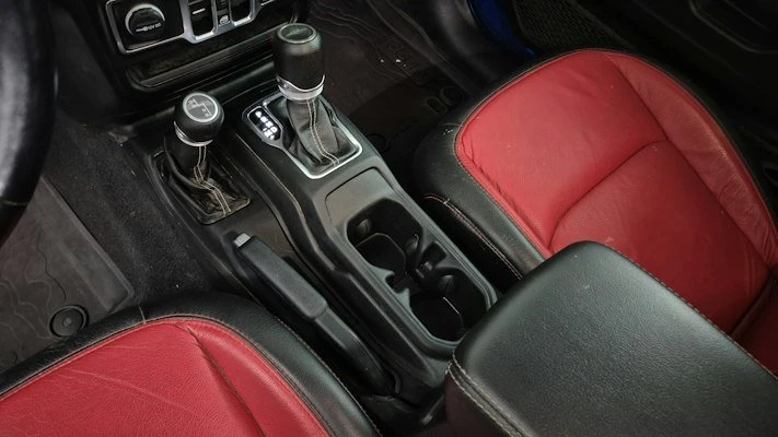 2022 Jeep JT Gladiator - Image 10 of 18