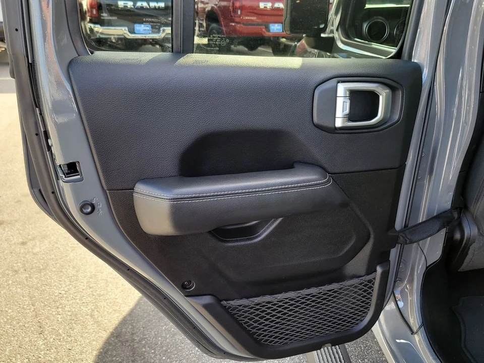2022 Jeep JT Gladiator - Image 8 of 12