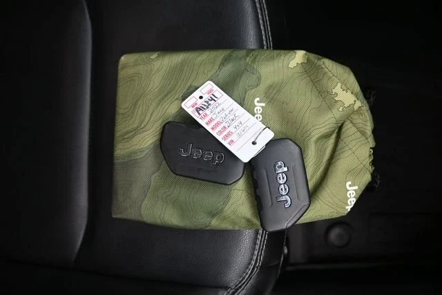 2022 Jeep JT Gladiator - Image 7 of 16