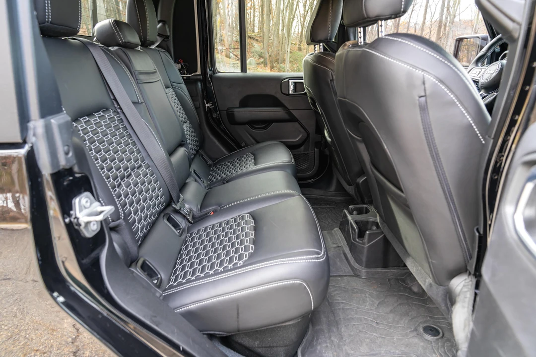 2022 Jeep JT Gladiator - Image 29 of 31