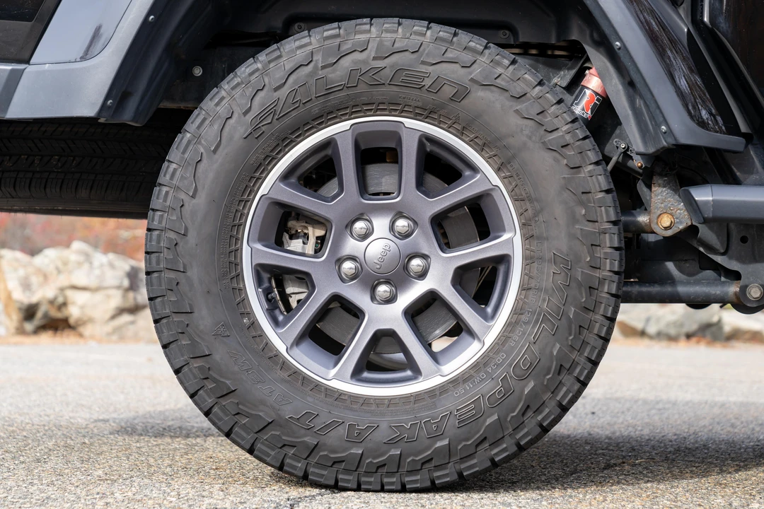 2022 Jeep JT Gladiator - Image 25 of 31