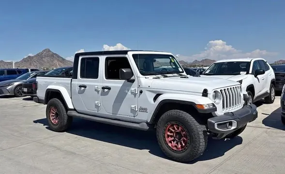 2022 Jeep Gladiator Overland 4x4
