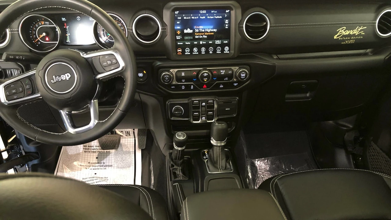 2022 Jeep JT Gladiator - Image 4 of 13