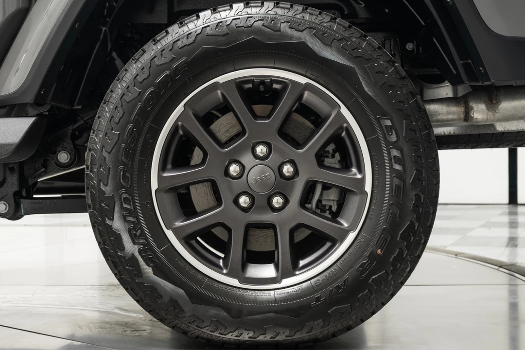 2022 Jeep JT Gladiator - Image 11 of 21