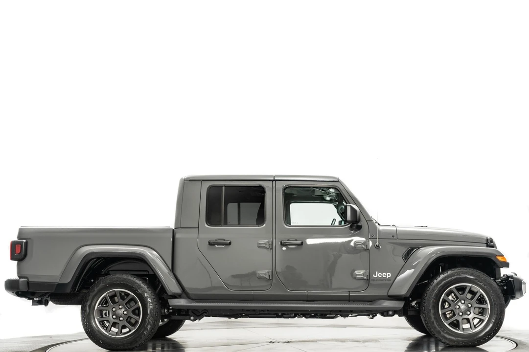 2022 Jeep JT Gladiator - Image 2 of 12