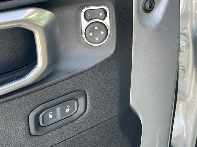 2022 Jeep JT Gladiator - Image 16 of 20