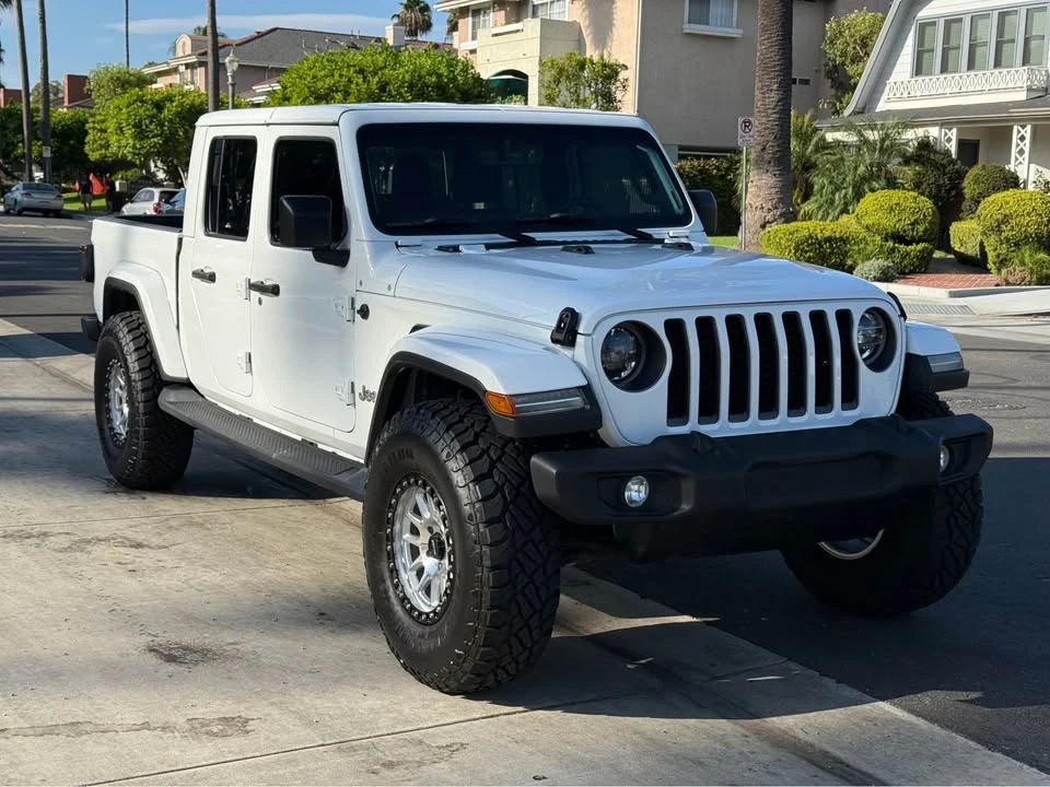 2022 Jeep JT Gladiator - Image 5 of 13