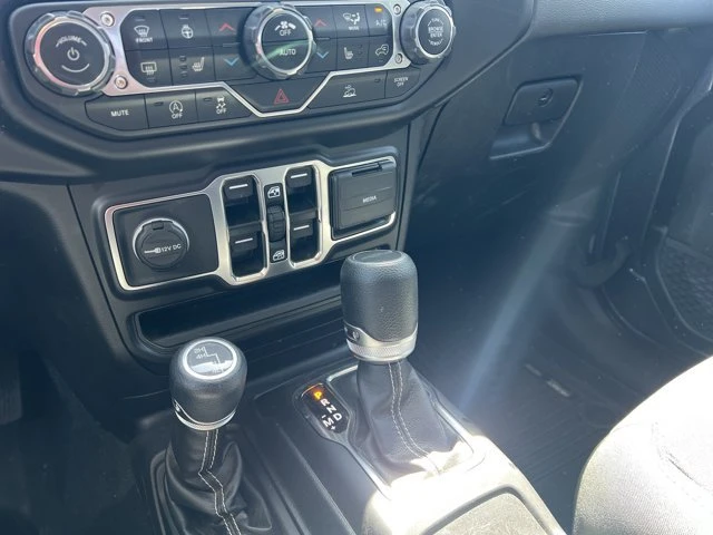 2022 Jeep JT Gladiator - Image 13 of 14