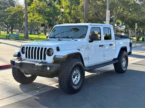 2022 Jeep Gladiator Overland