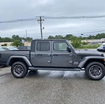 2022 Jeep Gladiator Overland