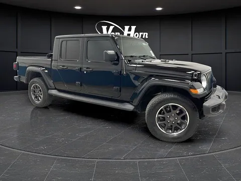 2022 Jeep Gladiator Overland