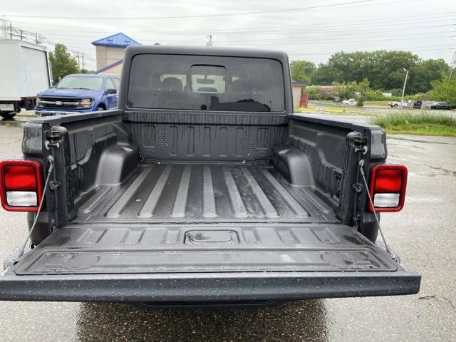 2022 Jeep JT Gladiator - Image 5 of 20