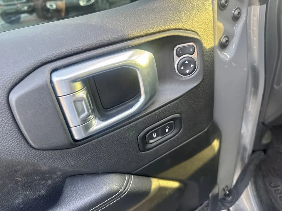 2022 Jeep JT Gladiator - Image 11 of 20