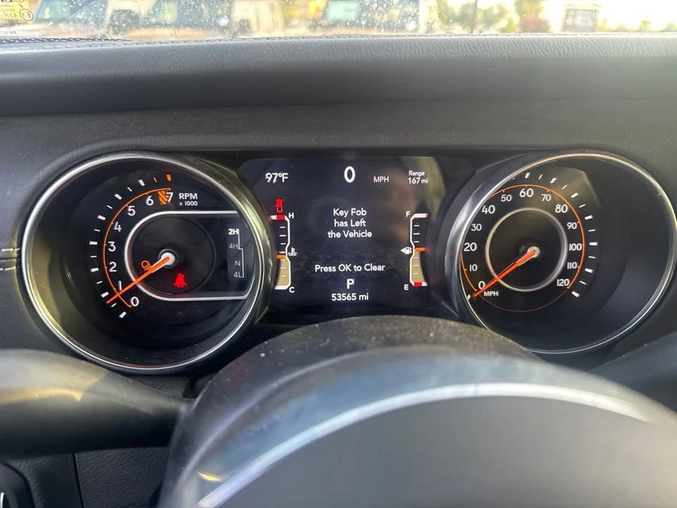 2022 Jeep JT Gladiator - Image 15 of 20