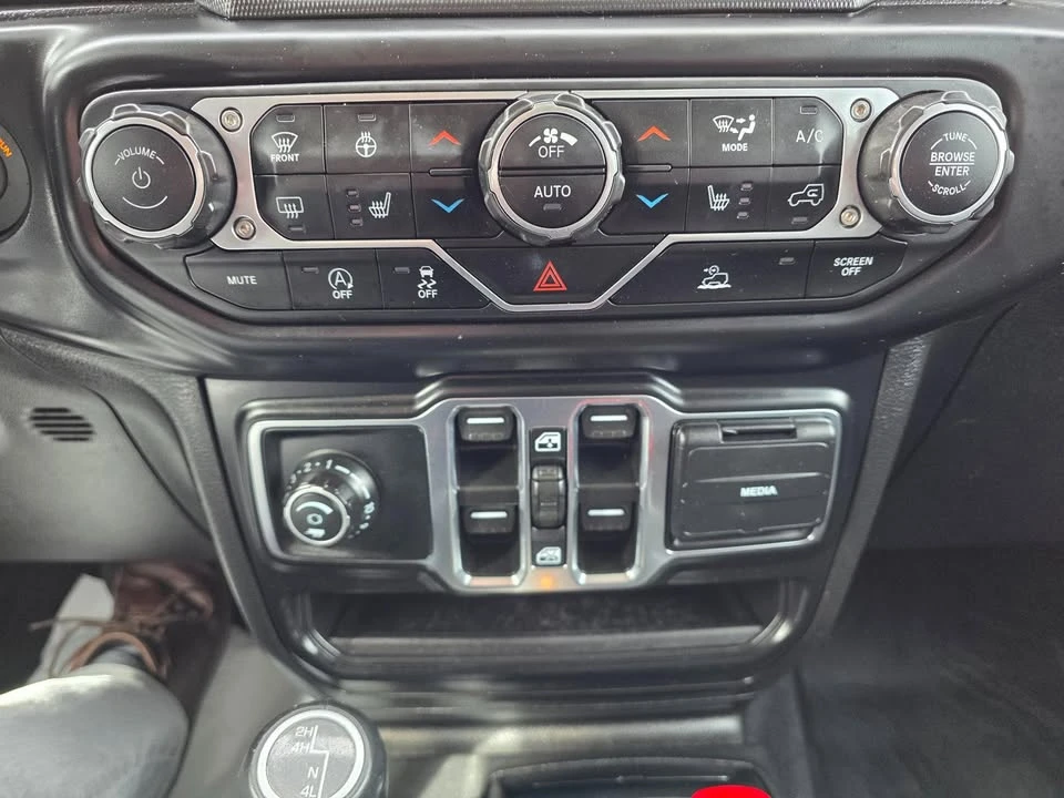 2022 Jeep JT Gladiator - Image 16 of 17