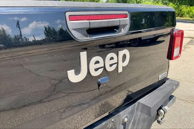2022 Jeep JT Gladiator - Image 13 of 19