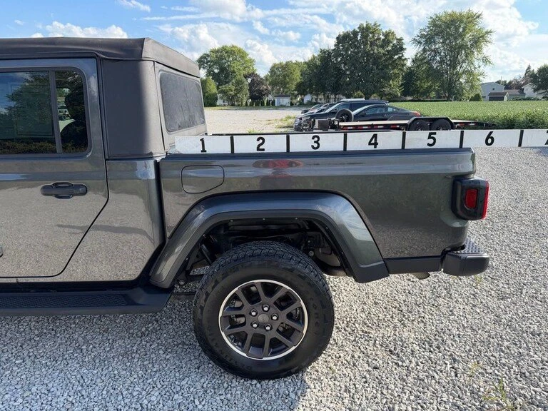 2022 Jeep JT Gladiator - Image 3 of 8