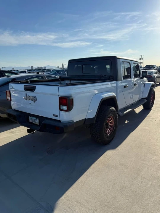 2022 Jeep JT Gladiator - Image 3 of 8
