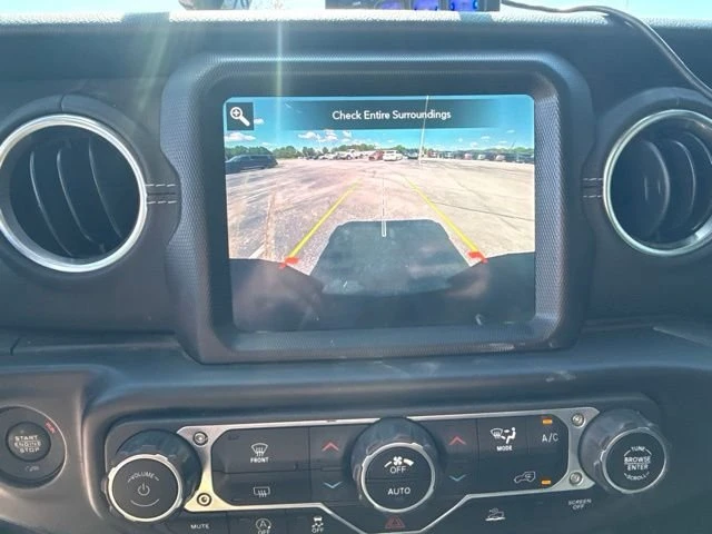 2022 Jeep JT Gladiator - Image 10 of 14