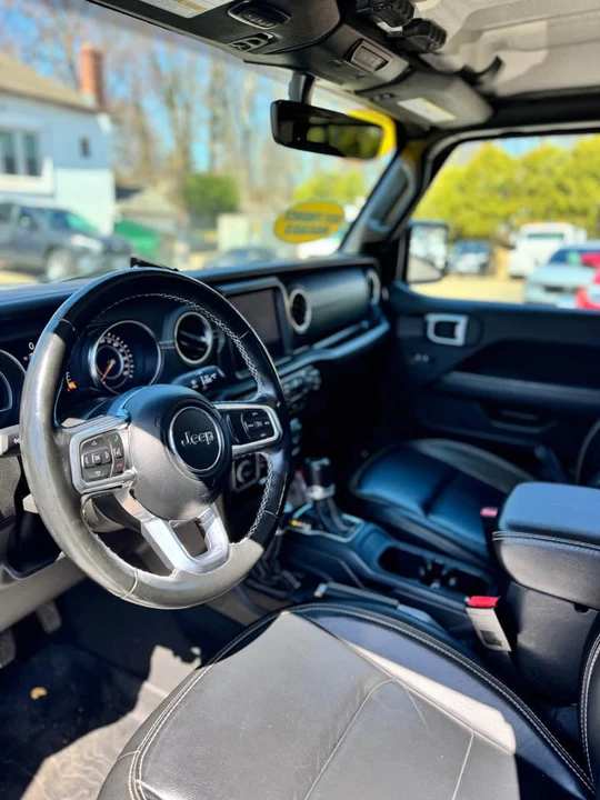 2022 Jeep JT Gladiator - Image 11 of 12