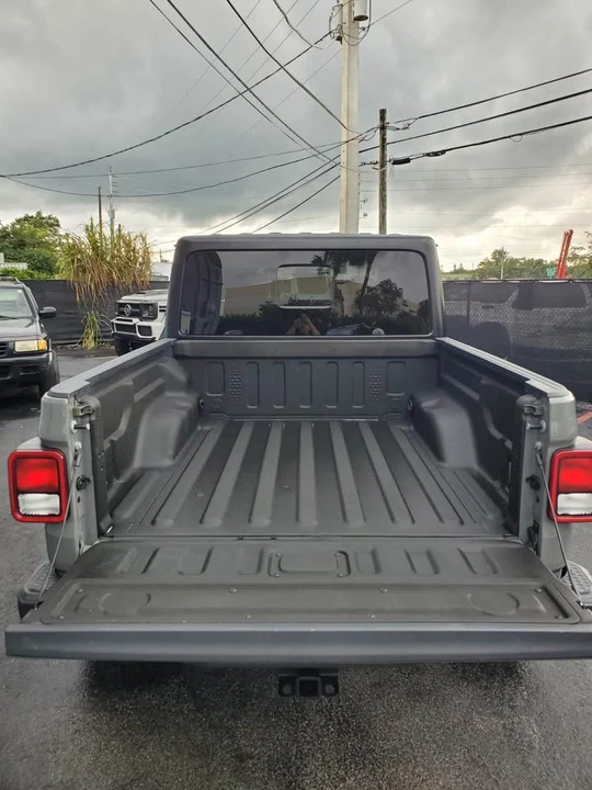 2022 Jeep JT Gladiator - Image 14 of 18