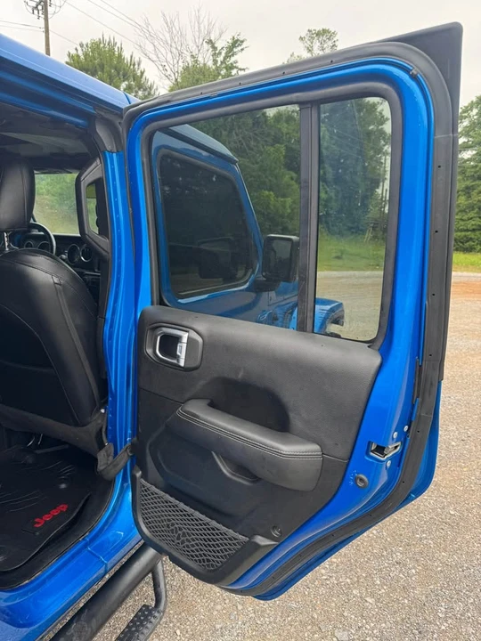 2022 Jeep JT Gladiator - Image 11 of 19