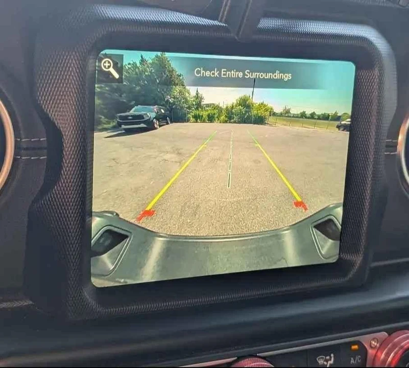 2022 Jeep JT Gladiator - Image 16 of 18