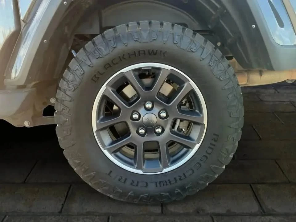 2022 Jeep JT Gladiator - Image 8 of 13