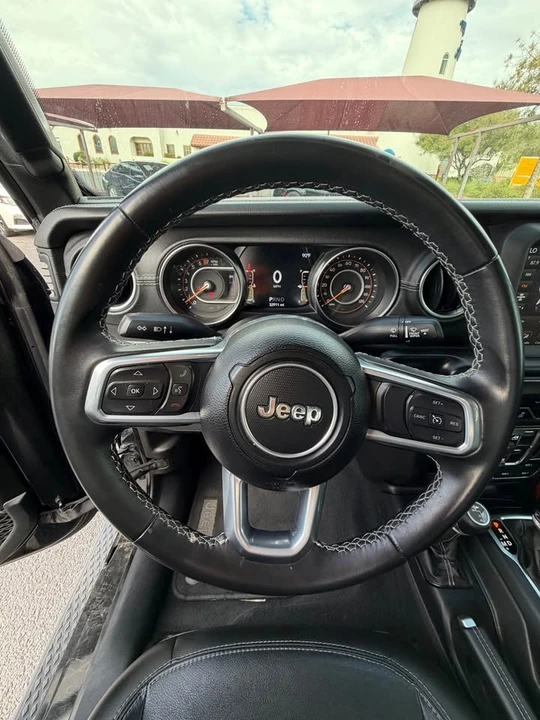 2022 Jeep JT Gladiator - Image 10 of 12