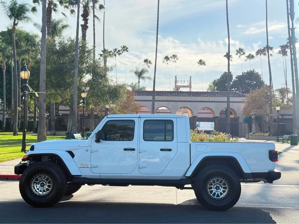 2022 Jeep JT Gladiator - Image 2 of 12