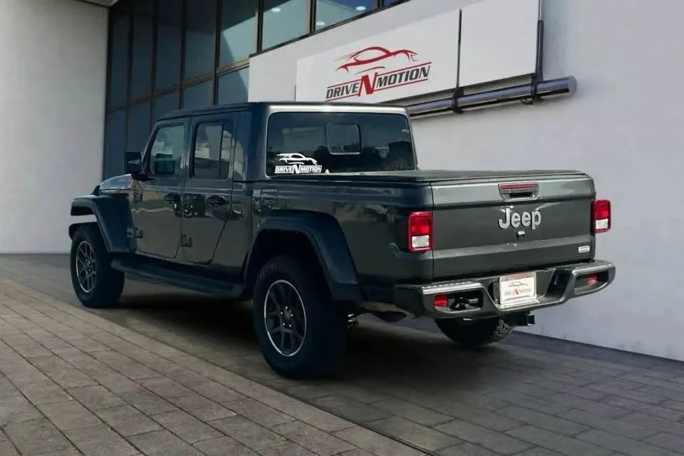 2022 Jeep JT Gladiator - Image 5 of 13