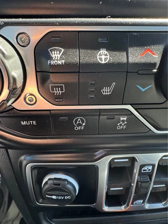 2022 Jeep JT Gladiator - Image 17 of 20