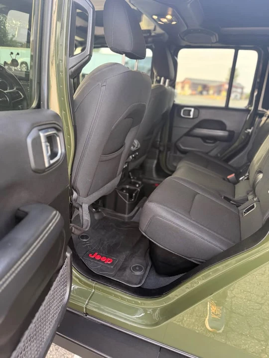 2022 Jeep JT Gladiator - Image 15 of 20