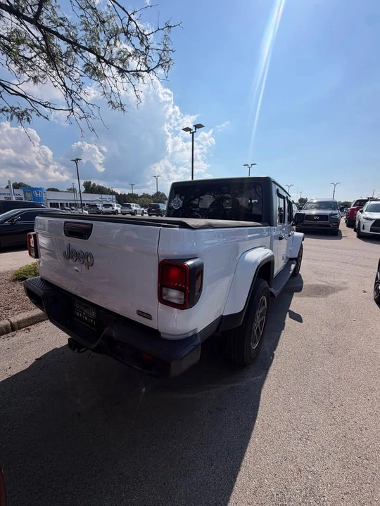 2022 Jeep JT Gladiator - Image 2 of 2