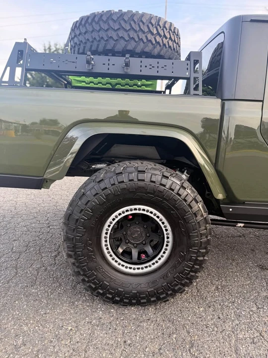 2022 Jeep JT Gladiator - Image 19 of 20