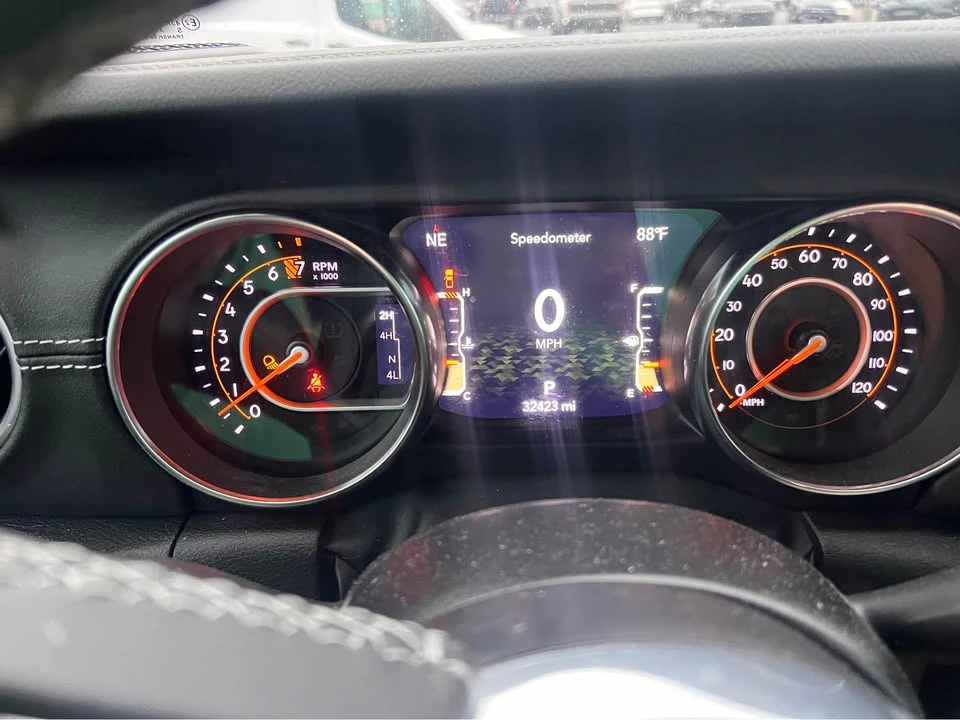 2022 Jeep JT Gladiator - Image 11 of 12
