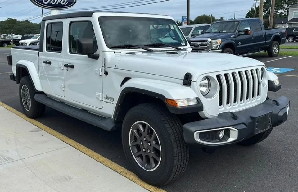 2022 Jeep JT Gladiator - Image 2 of 6