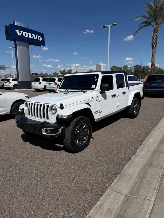 2022 Jeep JT Gladiator - Image 2 of 13