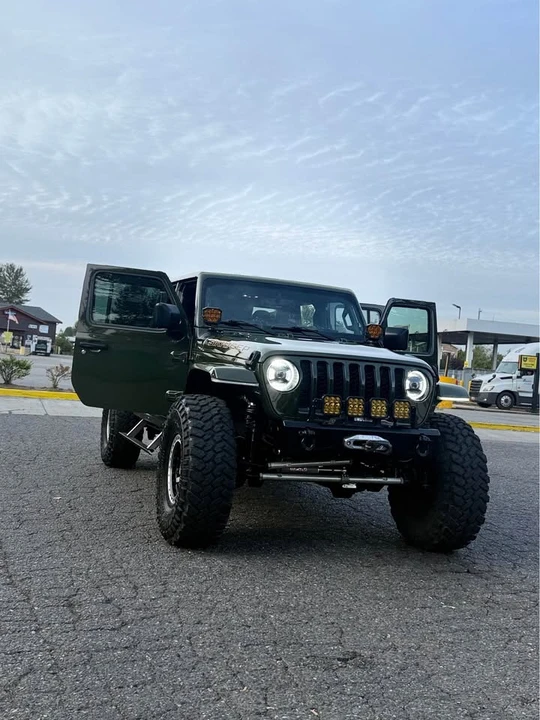 2022 Jeep JT Gladiator - Image 4 of 20