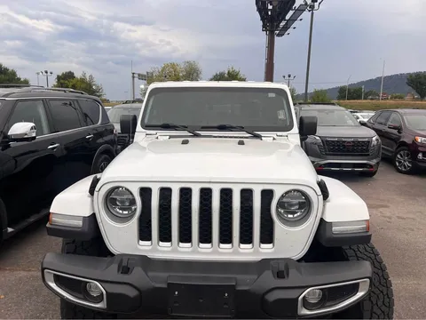 2022 Jeep Gladiator Overland Pickup 4D 5 ft