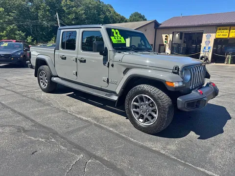 2022 Jeep Gladiator Overland Pickup 4D 5 ft