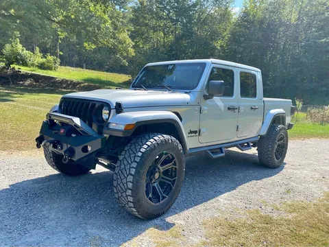 2022 Jeep Gladiator Overland