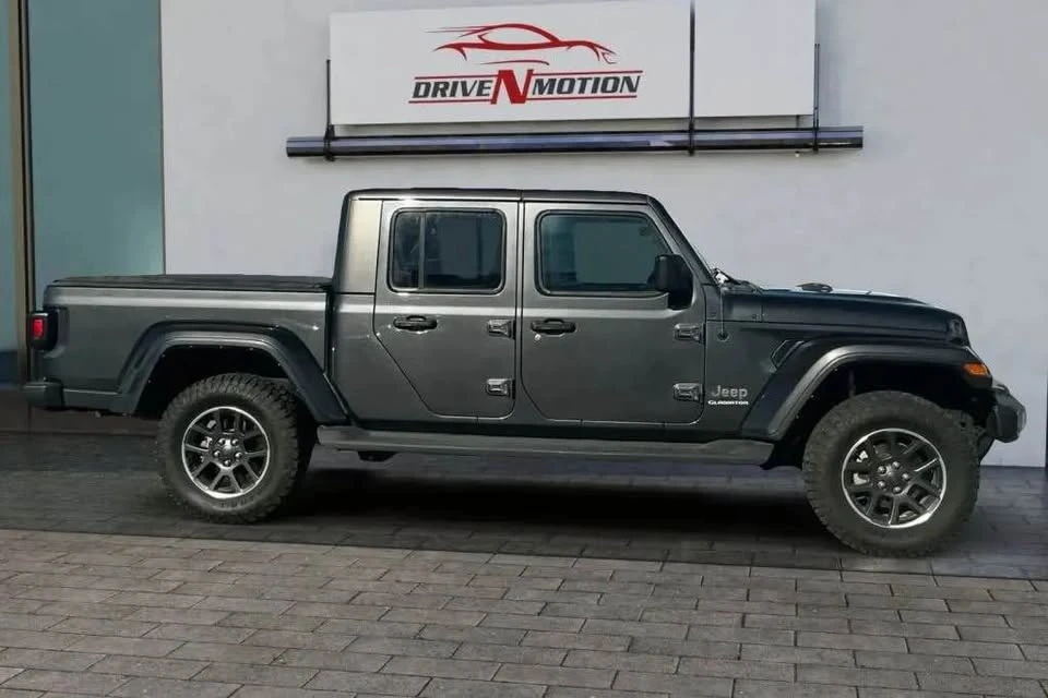 2022 Jeep JT Gladiator - Image 2 of 20
